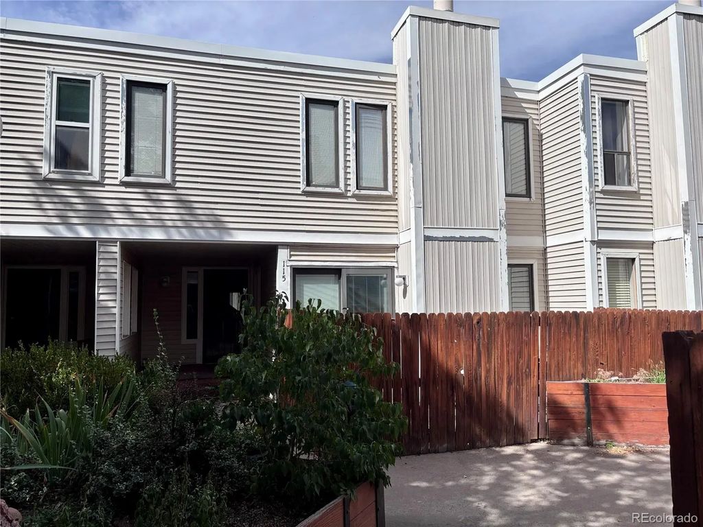 1050 S Monaco Street Parkway 115, Denver