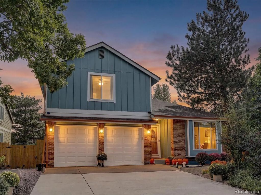 8140 S Storm King Peak, Littleton