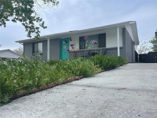 7883 Greenwood Boulevard, Denver