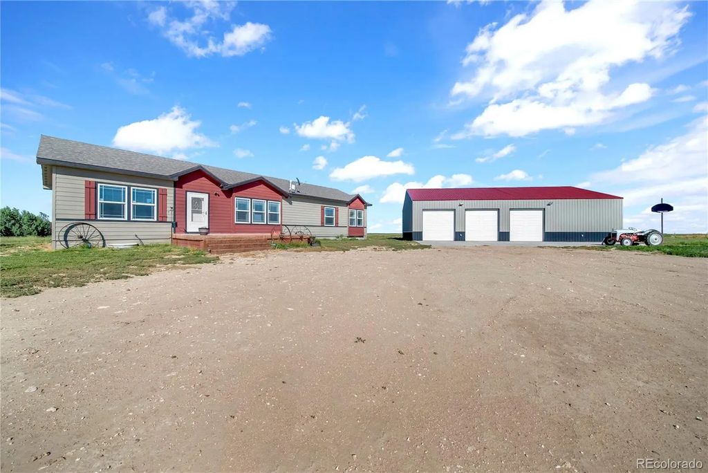 31056 County Road 47, Akron