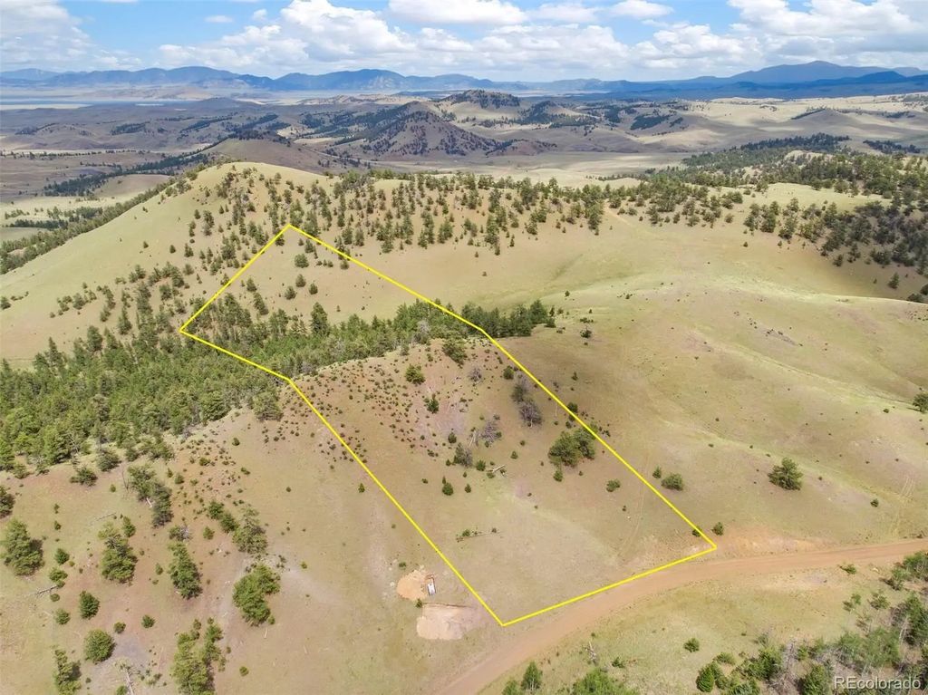 163 Keechi Road, Hartsel