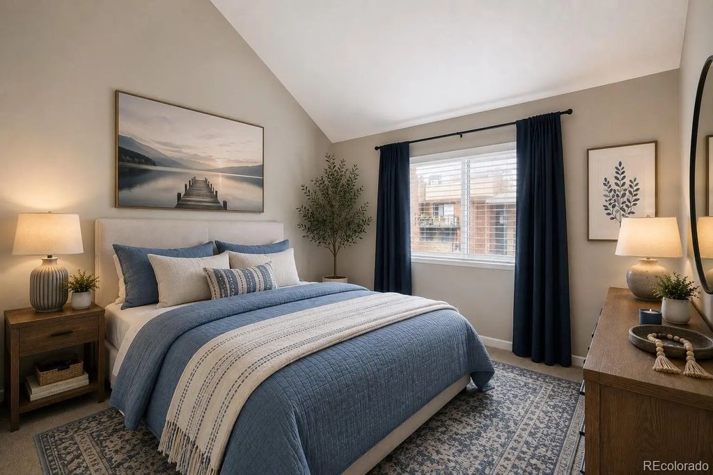 303 W Lehow Avenue 23, Englewood