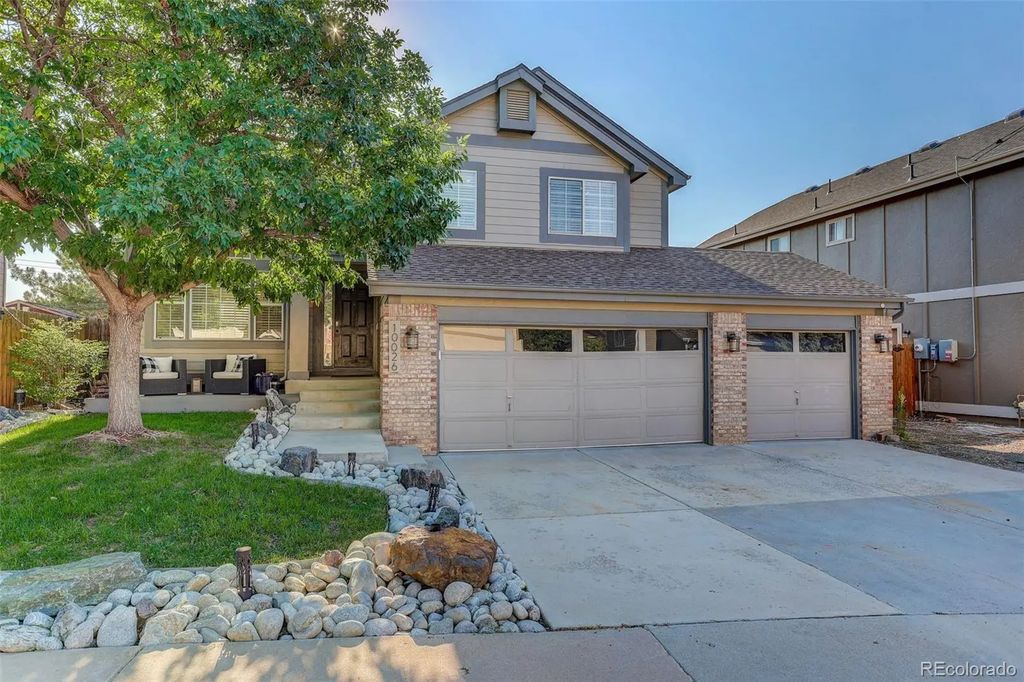 10026 Westside Circle, Littleton