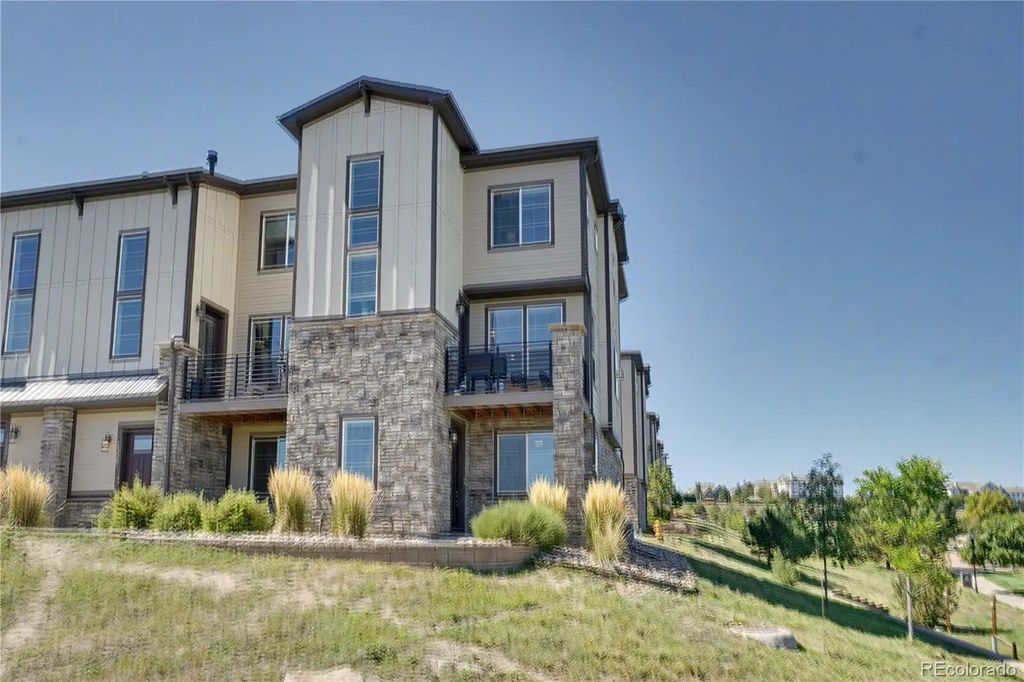 1530 Castle Creek Circle, Castle Rock
