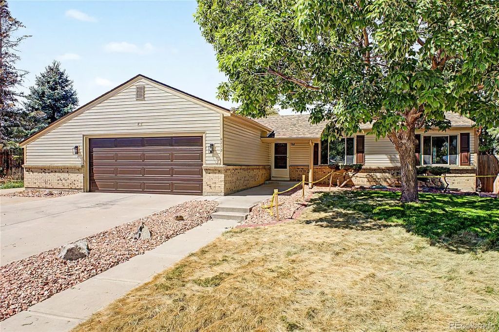 4313 S Dillon Street, Aurora