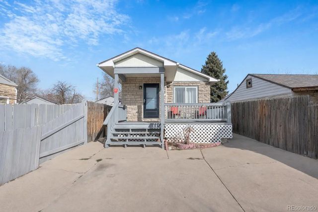 3181 W Dakota Avenue, Denver