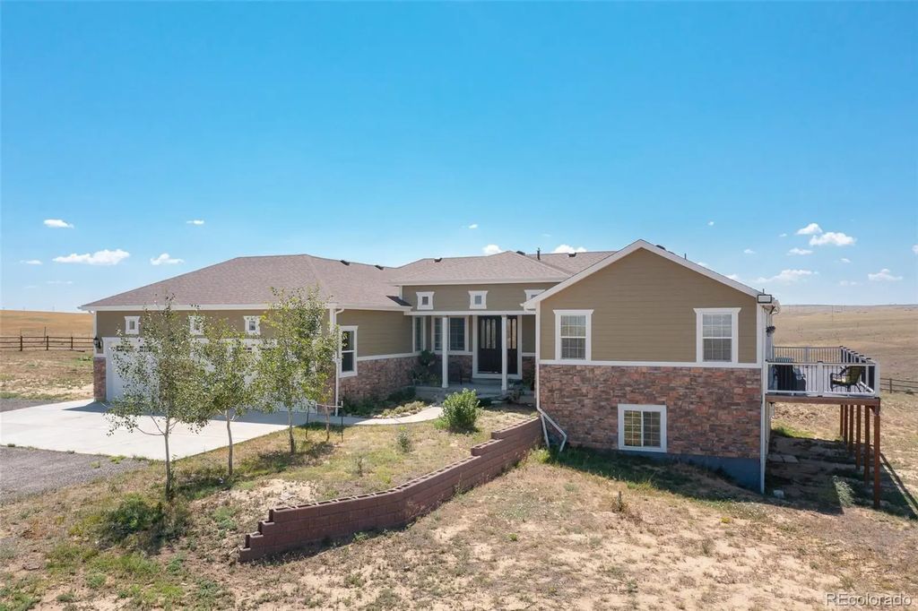 2394 S Manila Road, Bennett