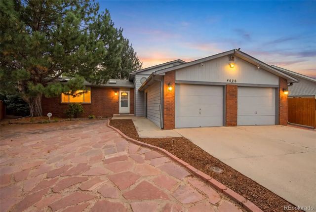 4626 W 1st St Rd, Greeley