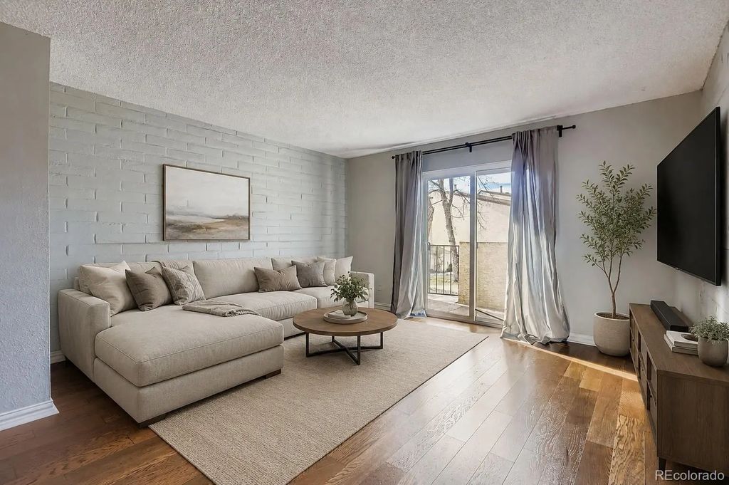 1060 S Parker Road 25, Denver
