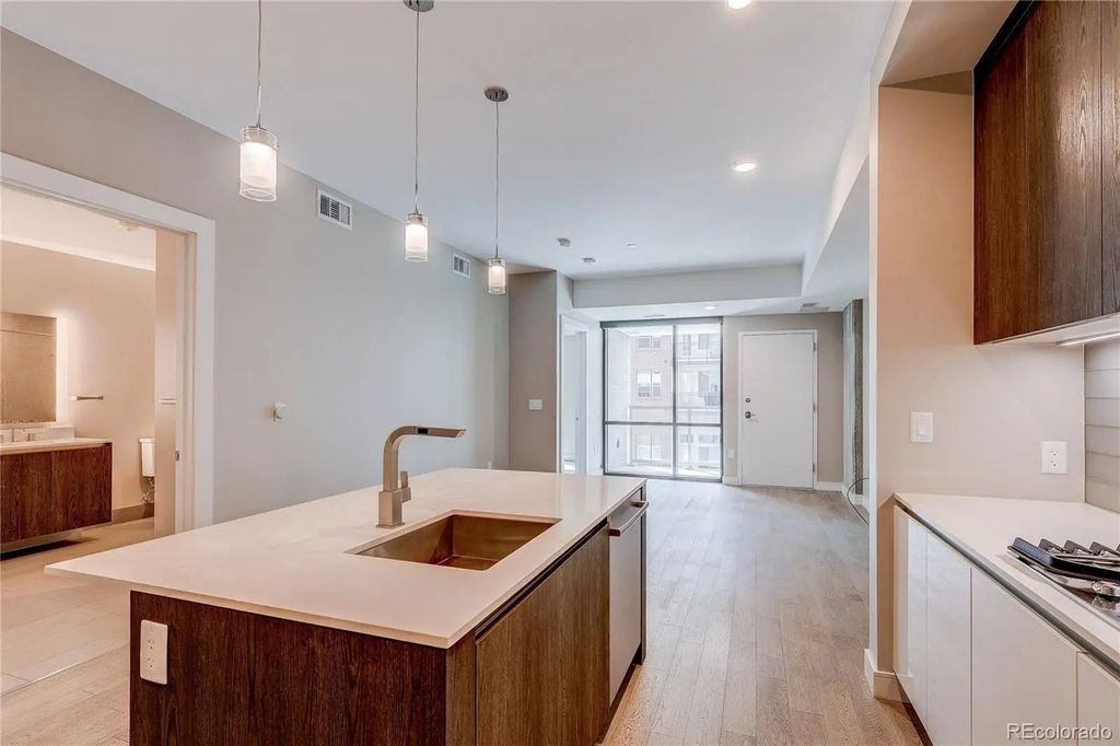 4200 W 17th Avenue 225, Denver