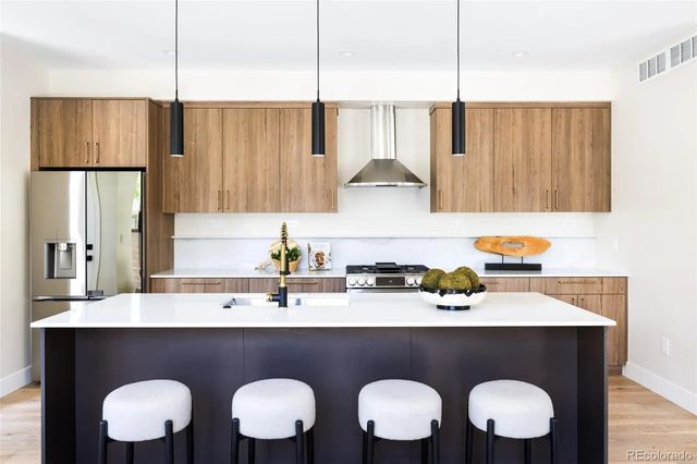 2203 W 37th Avenue, Denver