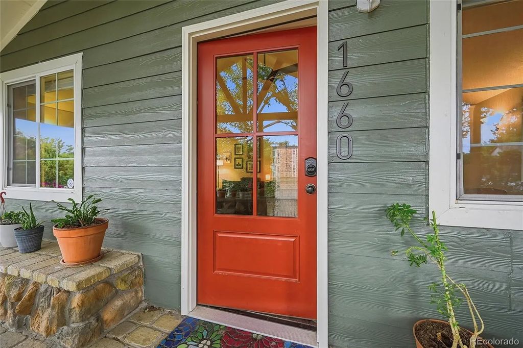 1660 Ingalls Street, Lakewood