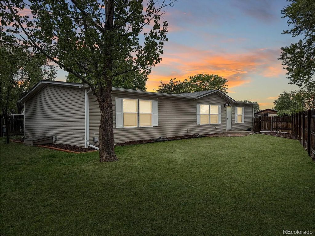 320 Glen Ayre Street, Dacono