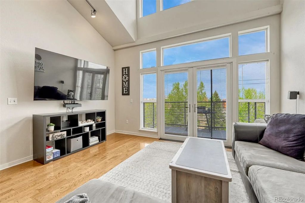 7240 W Custer Avenue 412, Lakewood