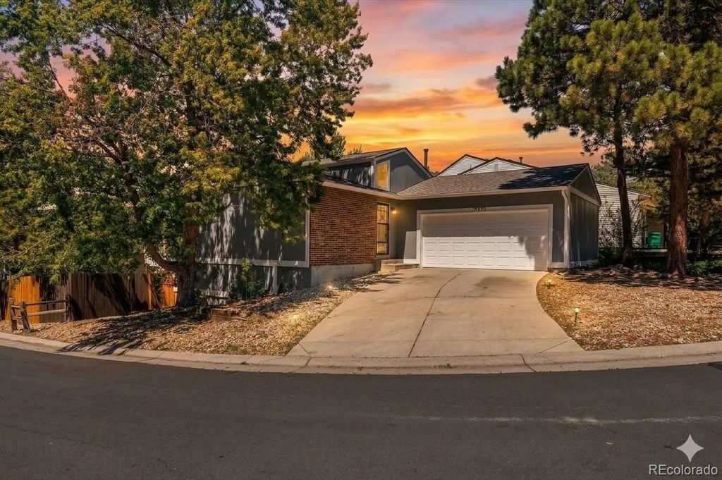 18956 E Mercer Drive, Aurora