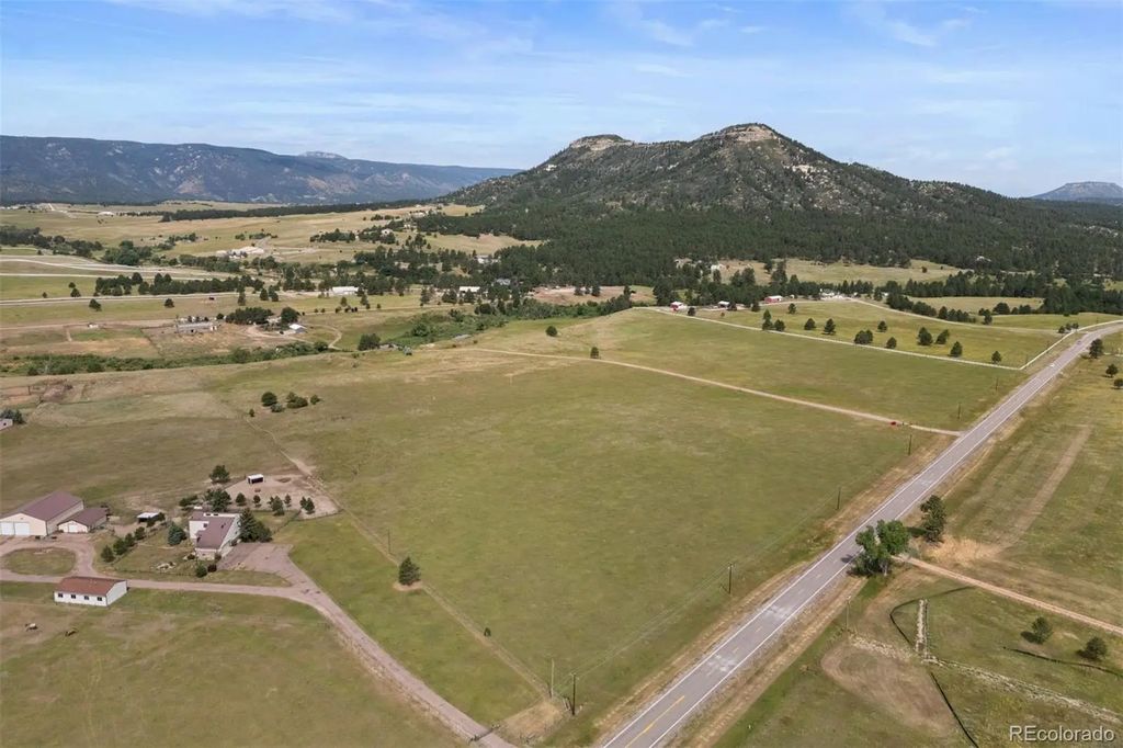 10661 Spruce Mountain Road, Larkspur