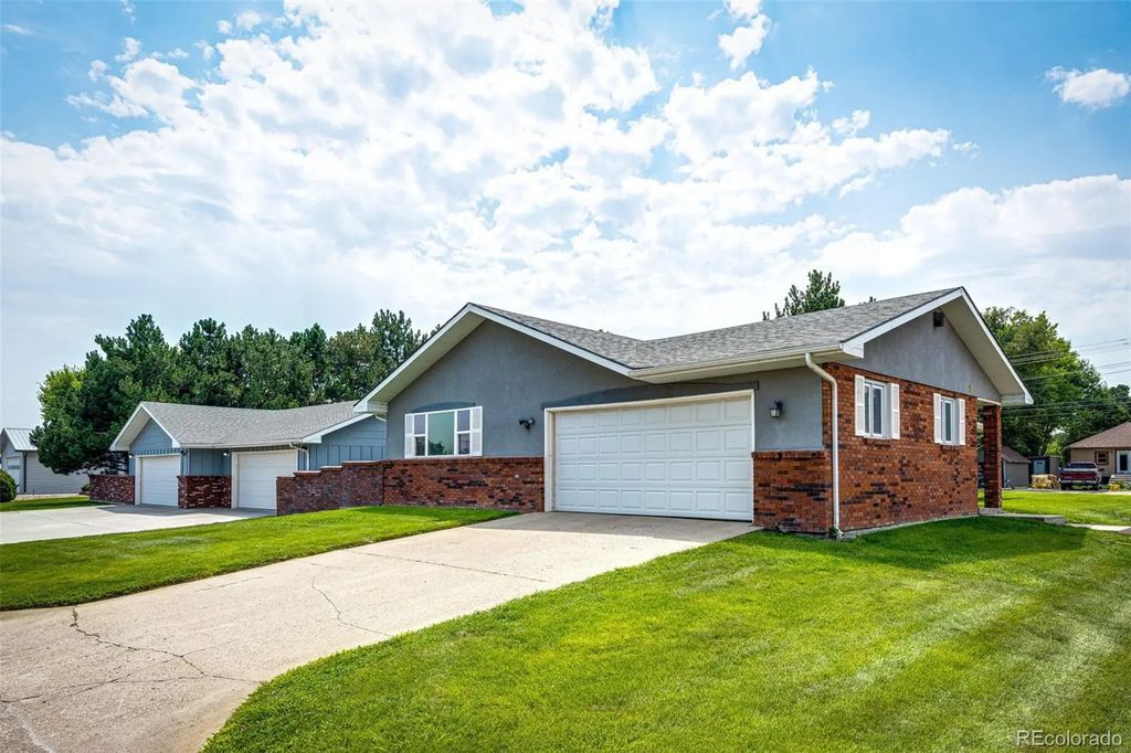 1819 Senter Avenue, Burlington
