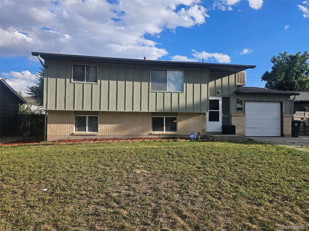 54 Bridle Trail, Pueblo