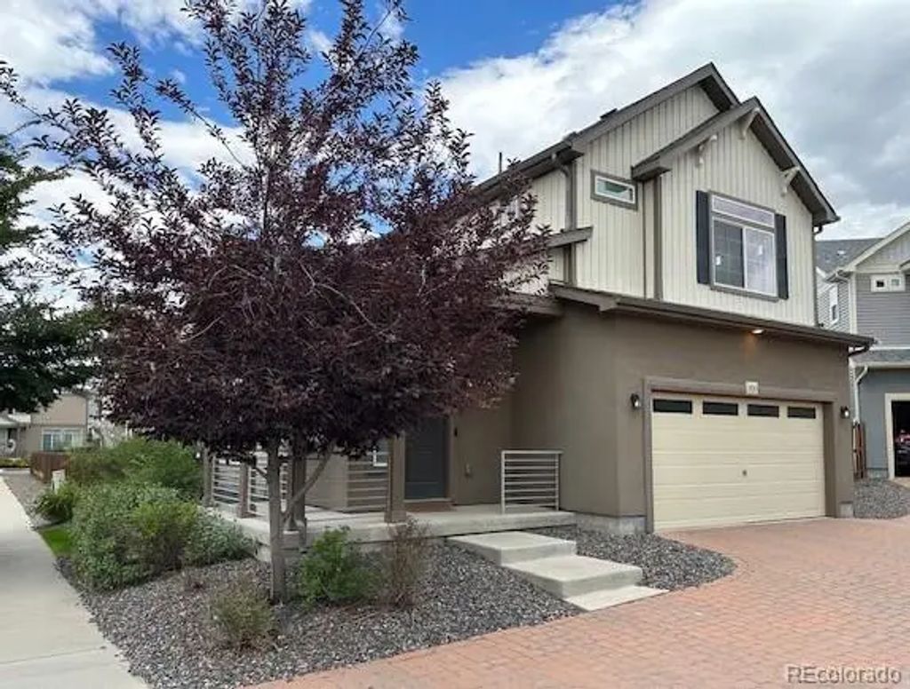 200 S Oak Hill Street, Aurora