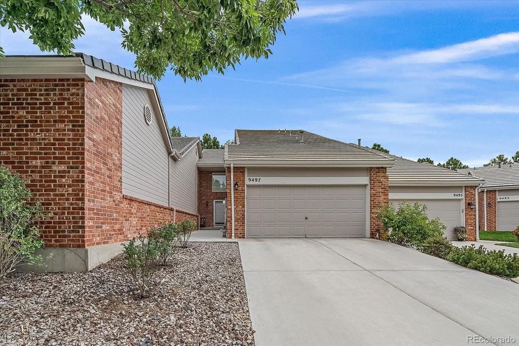 9497 Southern Hills Circle B, Lone Tree