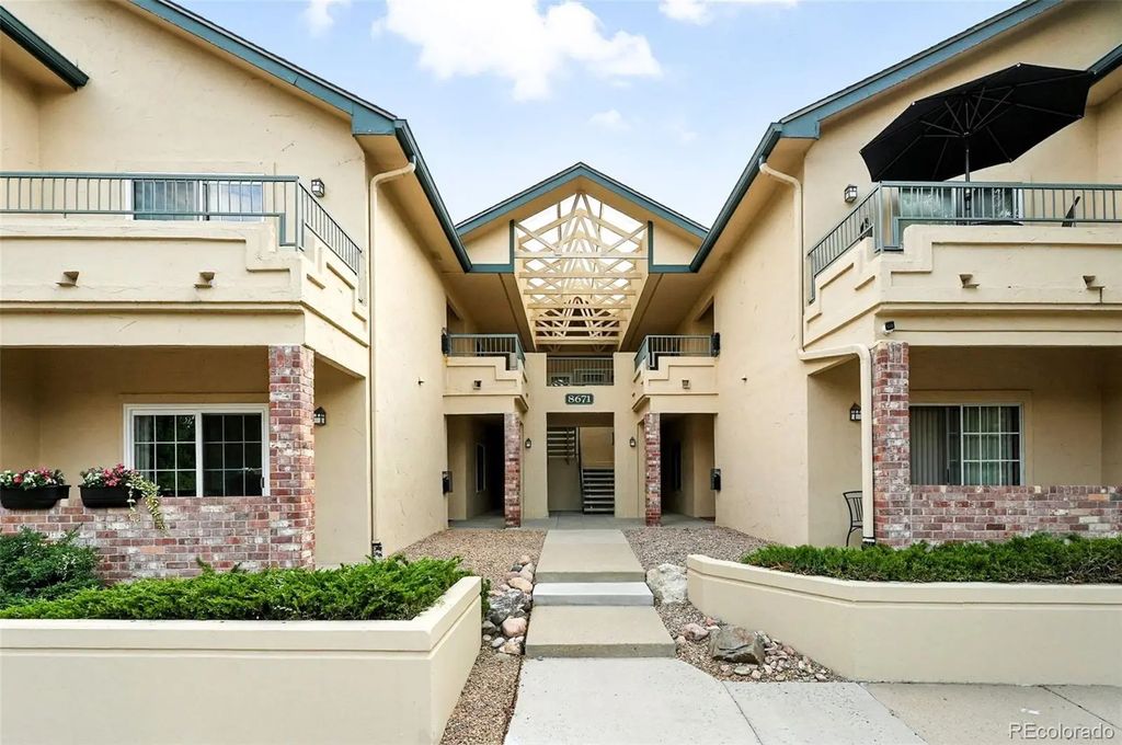 8671 E Dry Creek Road 721, Englewood