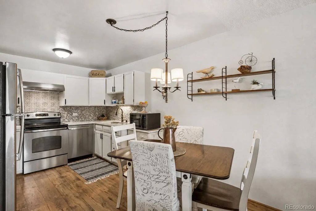 9360 E Center Avenue 11c, Denver