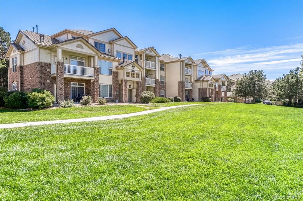 5733 N Gibralter Way 3-306, Aurora