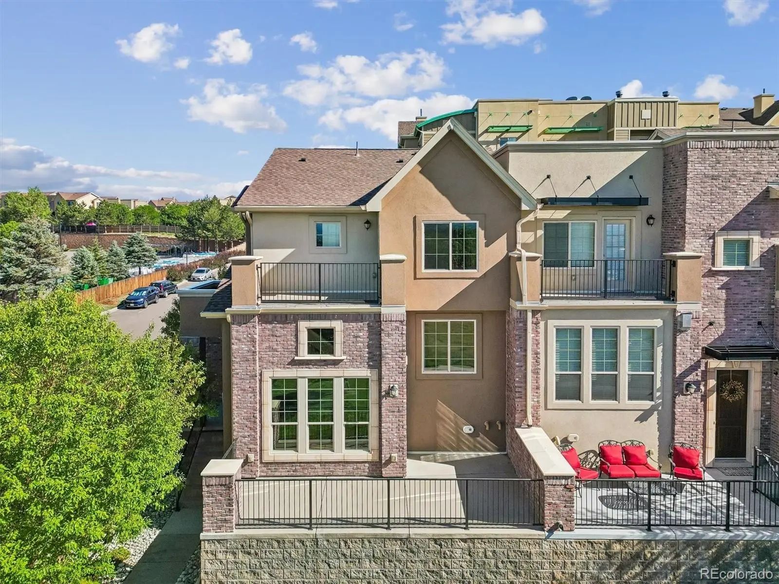Highlands Ranch Homes for Sale in the neighborhood of BROWNSTONES in the Zipcode of 80129