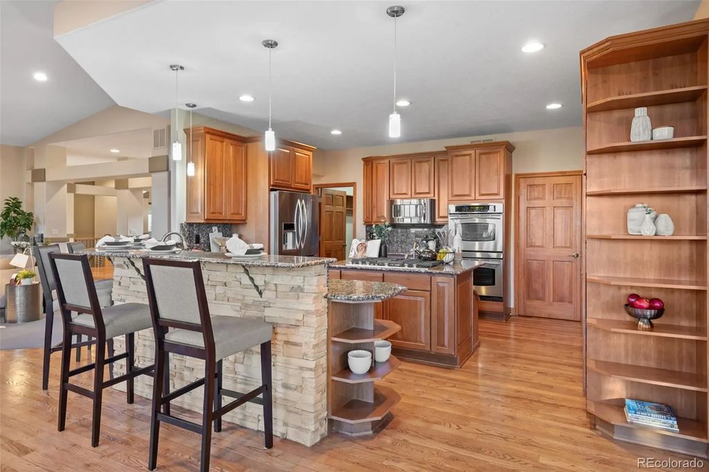 7130 Puma Trail, Littleton