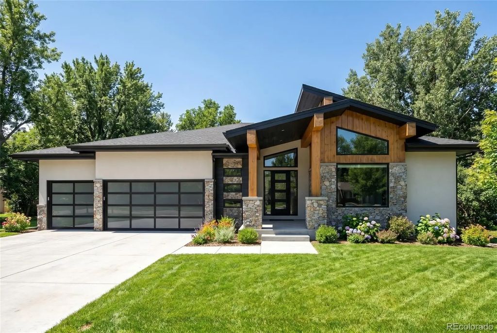 5296 Flora Way, Arvada