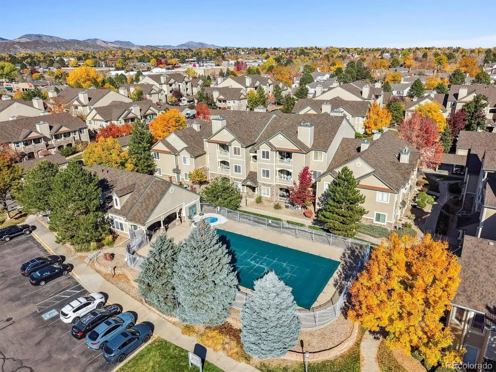 8369 S Independence Circle 305, Littleton
