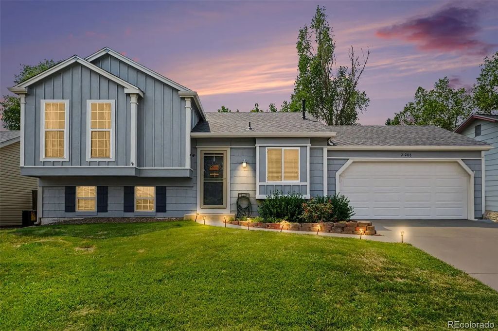 21288 E Powers Place, Aurora
