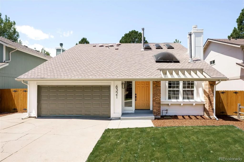 6321 S Florence Way, Englewood