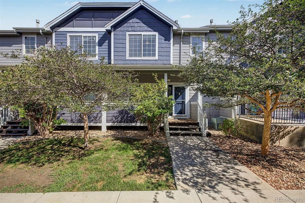 19258 E Gunnison Circle 102, Aurora