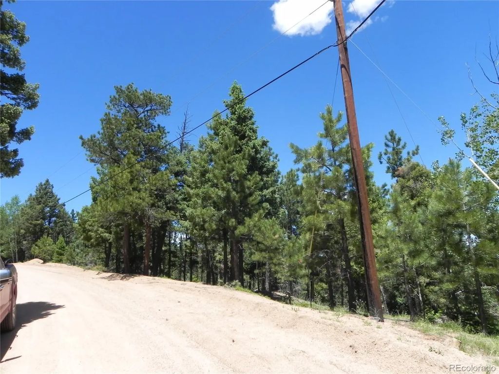 13886 Boulder Lane, Larkspur