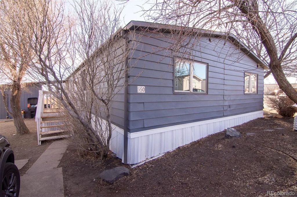 4210 E 100 Th Avenue, Thornton