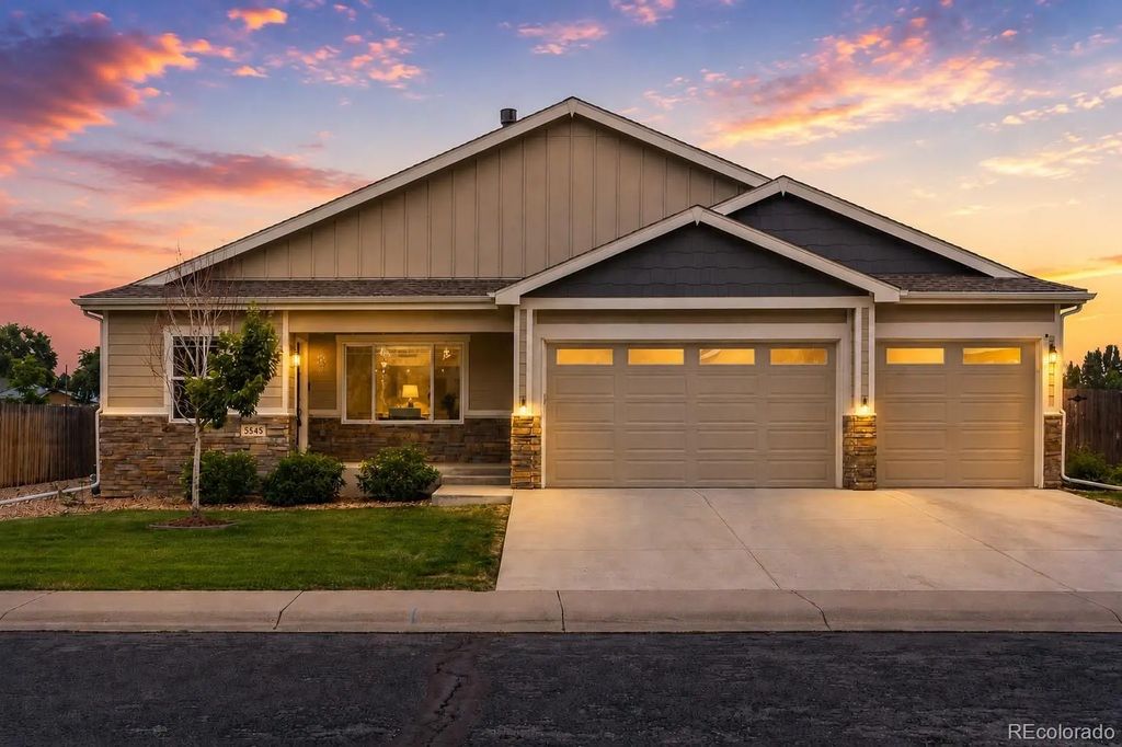 5545 Drake Way, Longmont