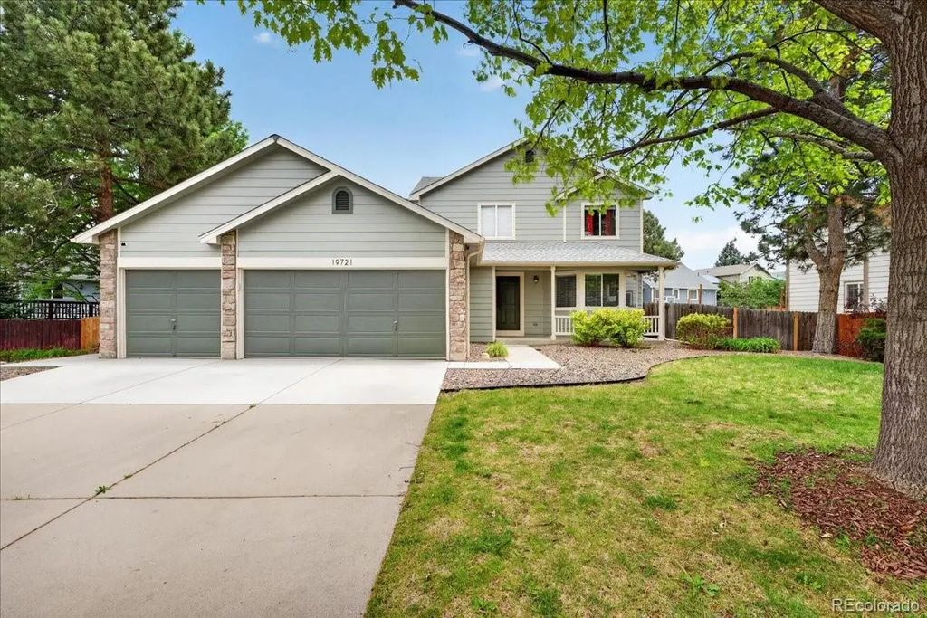 19721 E Stanford Drive, Centennial