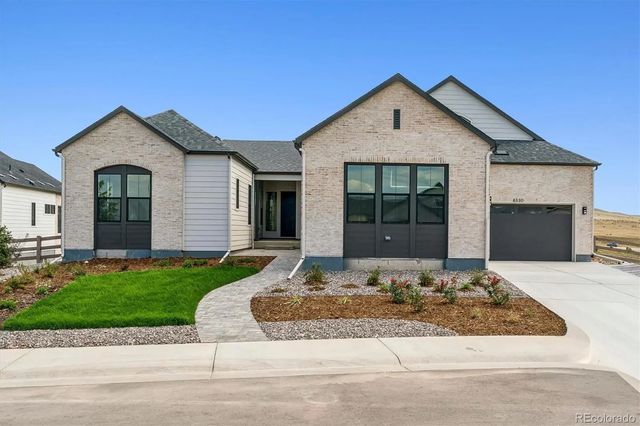 8330 Simla Way, Littleton