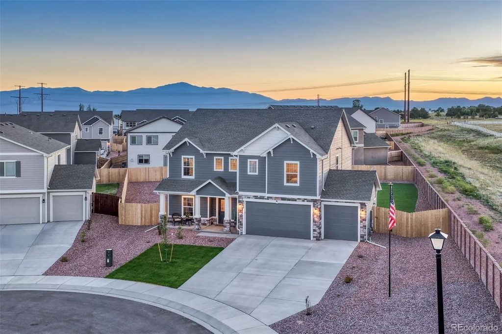 8268 Sophia Lane, Peyton