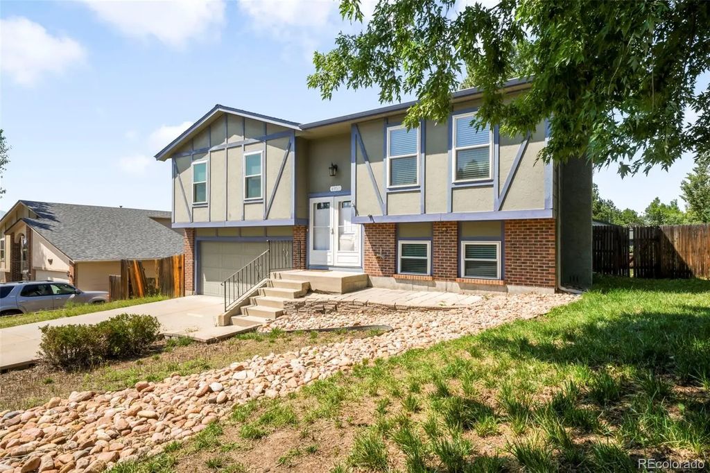 4958 Wood Brook Court, Colorado Springs