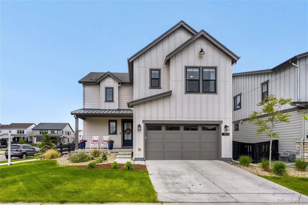 9112 Moondance Drive, Littleton