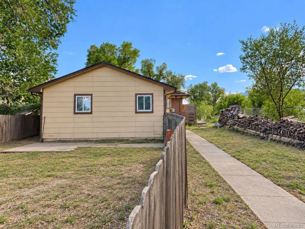 843 E Vermijo Avenue, Colorado Springs