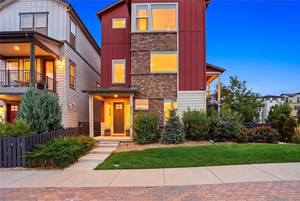 9007 Southurst Street, Highlands Ranch