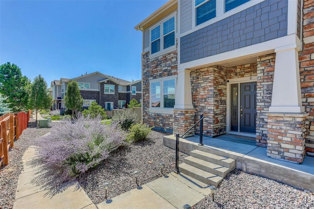 24817 E Calhoun Place B, Aurora