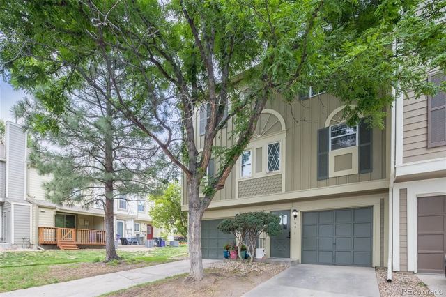 1811 S Quebec Way 99, Denver