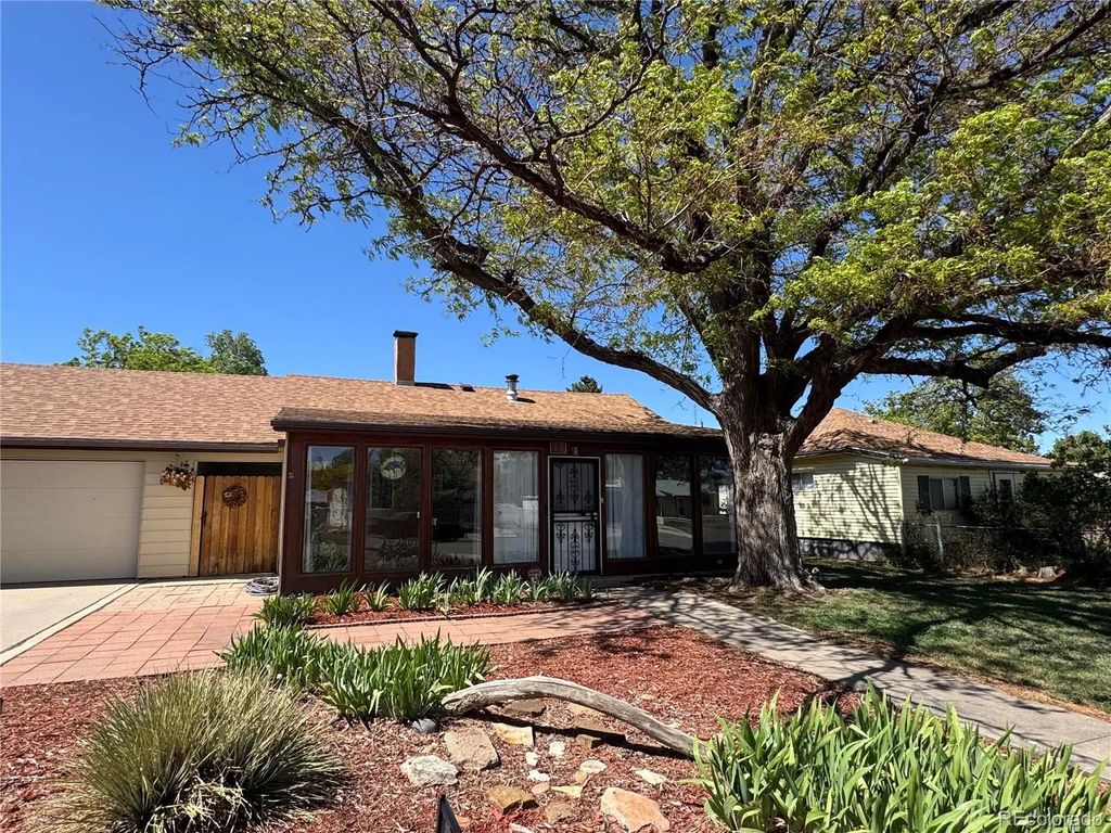 221 E 8th Street, Walsenburg