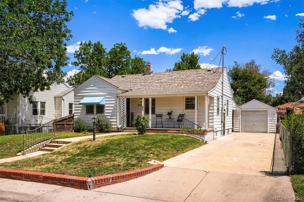 3990 S Logan Street, Englewood
