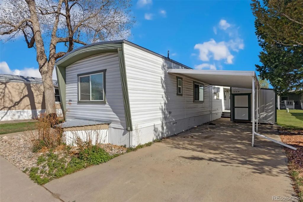1601 N College Avenue, Fort Collins
