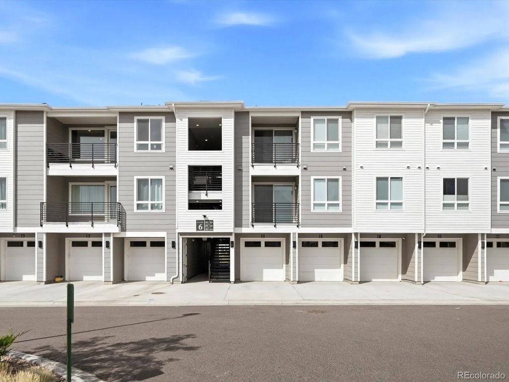 6153 N Ceylon Street 301, Denver